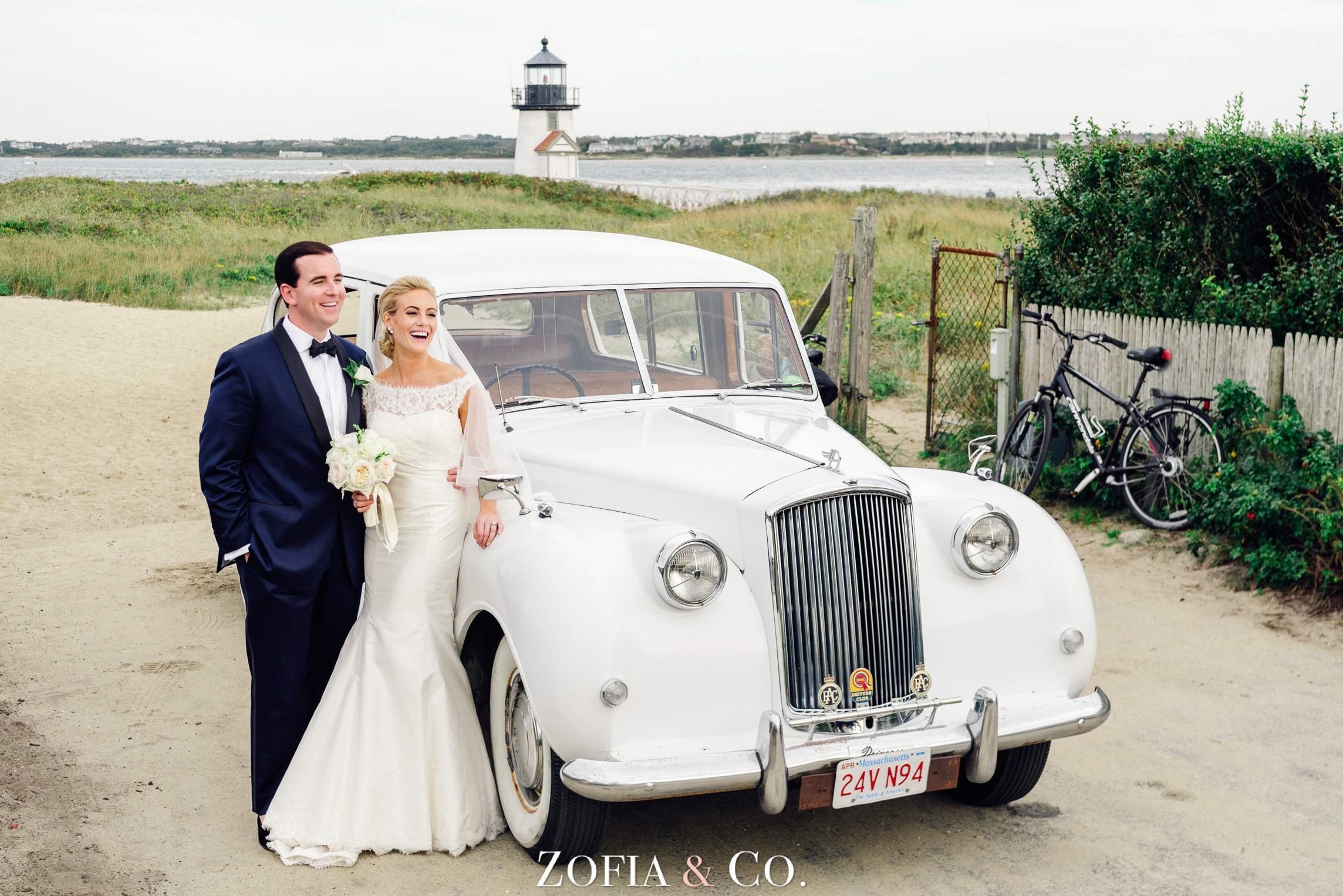 Nantucket wedding at St Mary's and Sankaty Head Golf Club by Zofia and Co. Photography